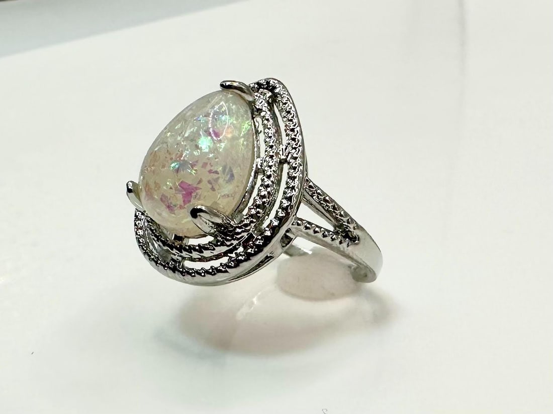 Amazing 4.5 Ct Simulated Color Play Rainbow Opal Ring - 9