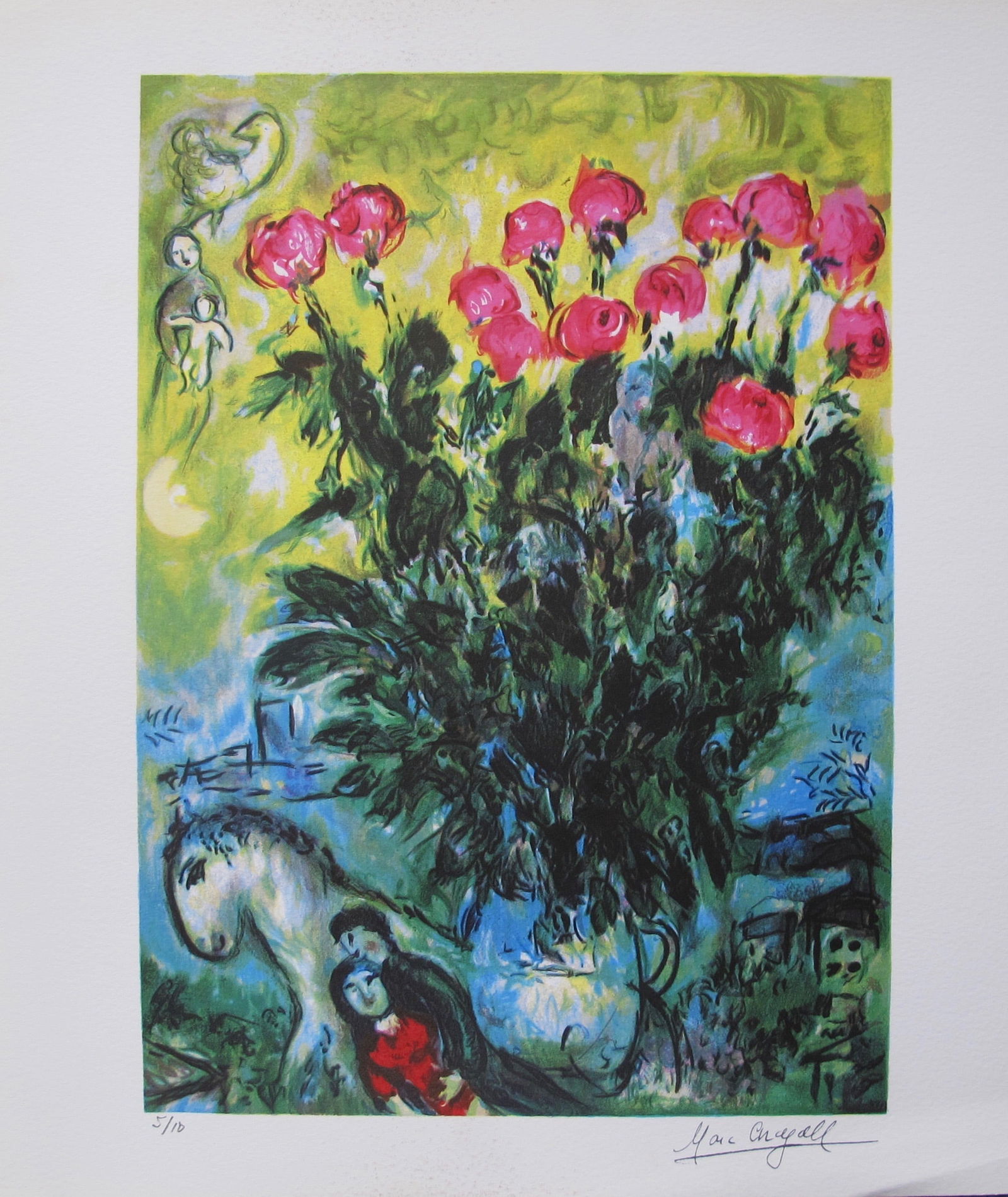 Marc Chagall LES ROSES Limited Edition Facsimile Signed Giclee: This is a Marc Chagall limited edition extra small giclee titled LES ROSES. This giclee is facsimile signed on the lower right and is pencil numbered on the lower left from an edition of only 10. Pape