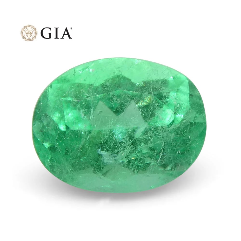 Lovely GIA Certified 1.1 Ct Natural Emerald: Stunning 1.1 Ct Green Emerald measuring 7.33 x 5.66 x 4.50 mm with a brilliant oval cut. Has a soft green tone that is eye catching! Origin: Colombia. Please see the certification for additional infor