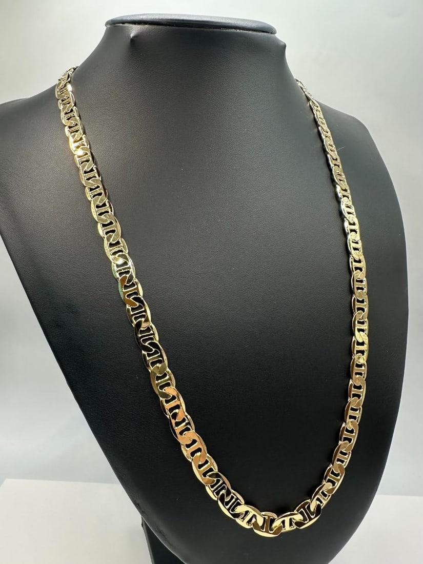 Sharp 29.6 Gram14K Yellow Gold Plate Mariners Chain Link Necklace: Sharp 29.6 Gram 14Kt Yellow Gold Plated Mariners Chain Link Necklace. This necklace is a fine solid diamond cut. It is 24 inches long and is healthy 7 mm. wide. This fine necklace Looks Like Solid Gol