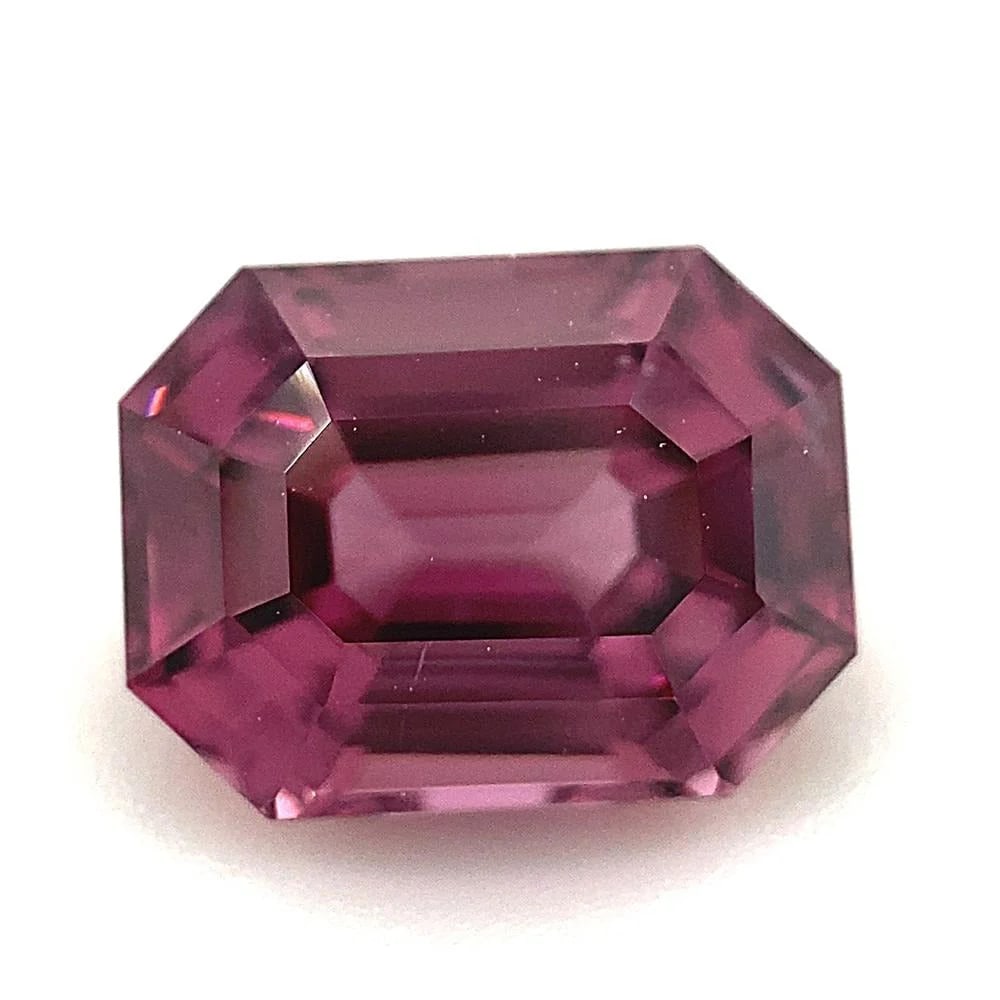 Delightful 2.5 Ct GIA Certified Natural Spinel (1 of 5)