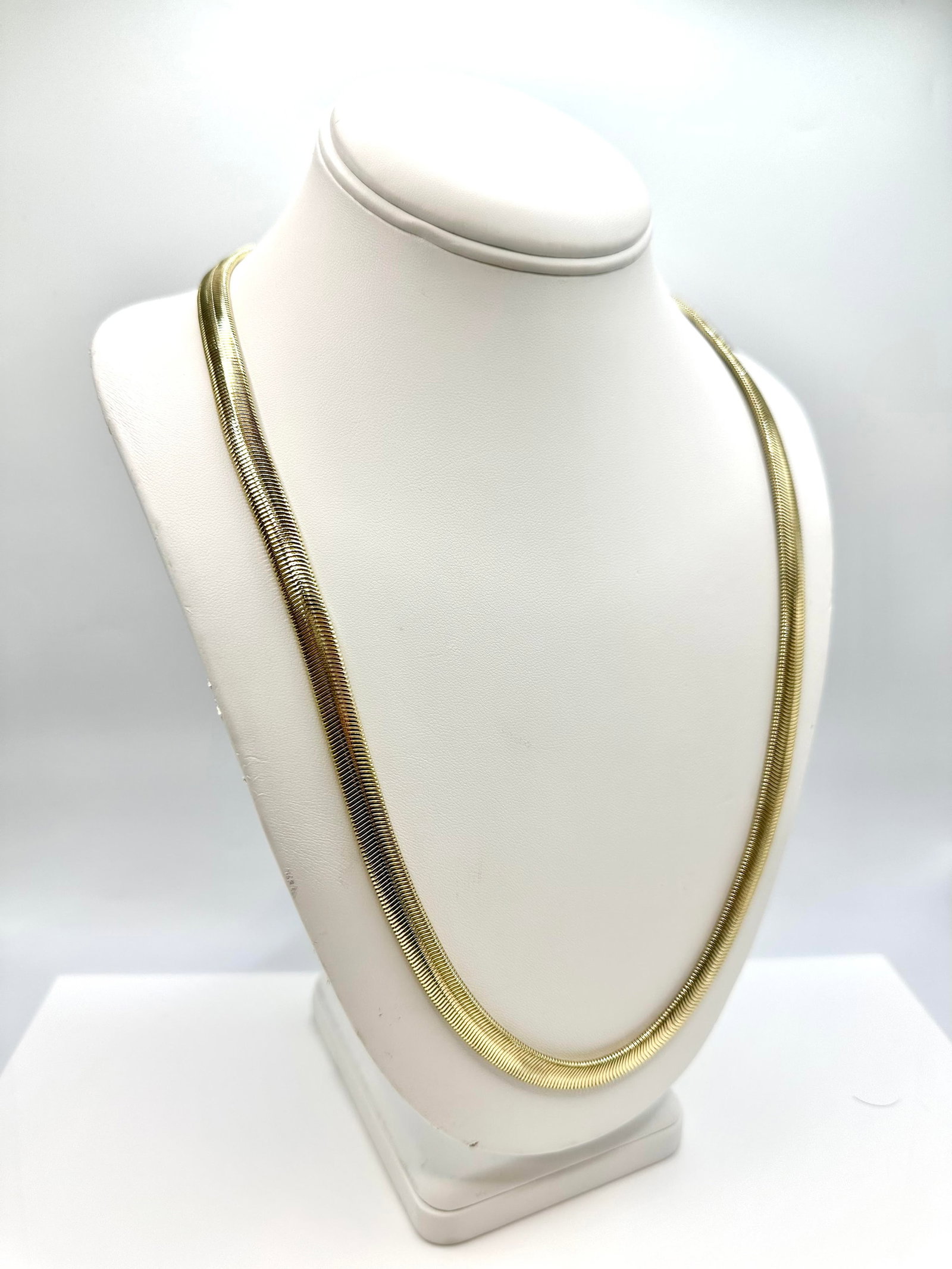 Sharp 37.6 Gram 14 Kt Tri-Layered .925 Sterling Silver Plate Herringbone Necklace (1 of 6)