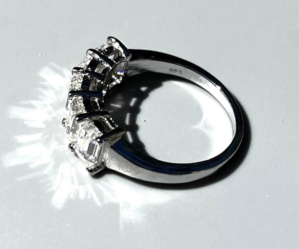 5.07 Ct VVs1 White D-E Fire Moissanite Ring - 6