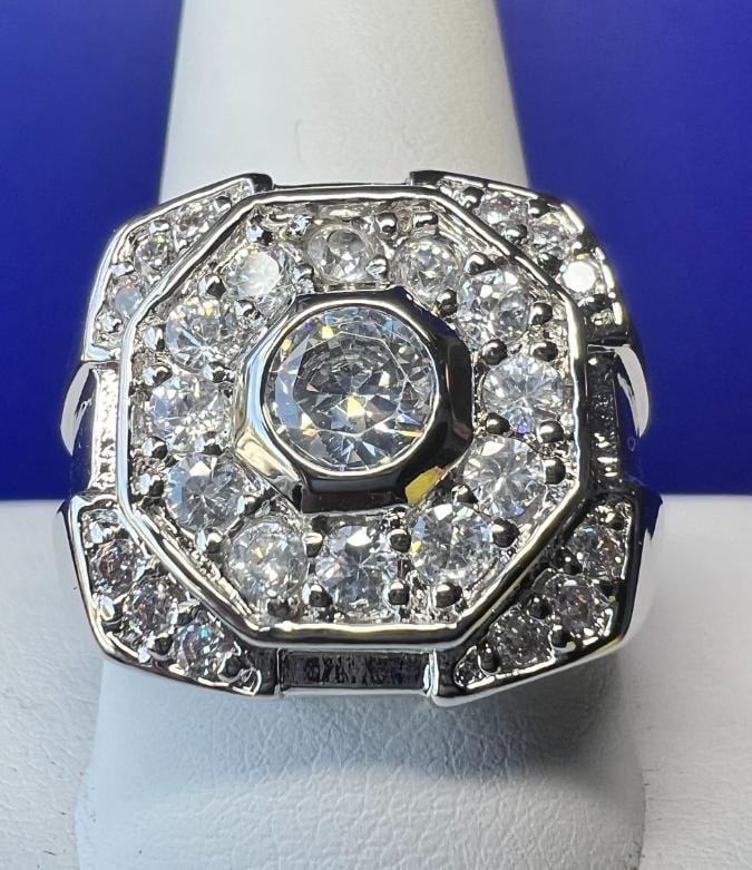 Men's Handsome 7.25 Ctw Lab Simulated Diamond Ring: One Men's Sparkling 7.25 Cttw Lab Simulated Diamond Ring. ***This Ring is Well Made With Strong Detail! A-1 Quality. These Sparkling Gemstones are all VVs1 Near Flawless and mounted in Rhodium Over So