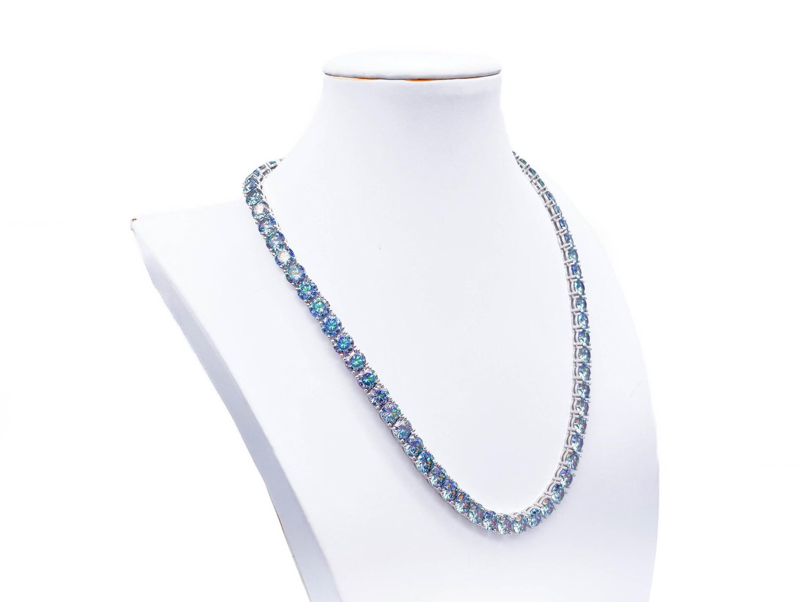 18KT White Gold Plated 69ctw Lab Created Russian Alexandrite Necklace