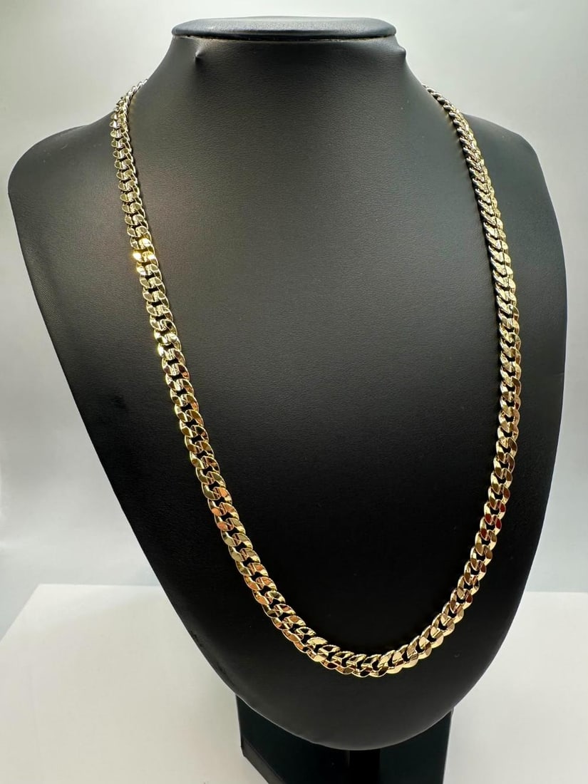 Sharp 34.6 Gram 14 Kt Gold Plate Cuban Link Necklace: Sharp 34.6 Gram 14 Kt Gold Plate Cuban Link Necklace. This Sharp Cuban 14K Yellow Gold Plate Necklace is 6 mm. thick and 24. " long. This Necklace Looks Like Solid Gold Without The Solid Gold Price. S