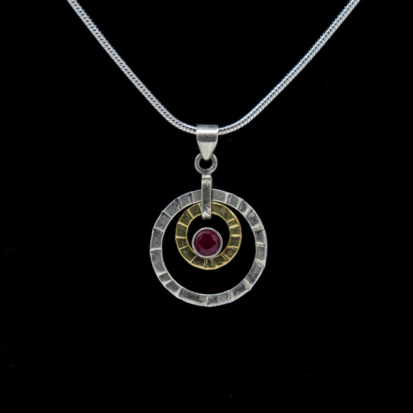 Outstanding 1 Ct Sterling Silver Ruby Pendant - 3