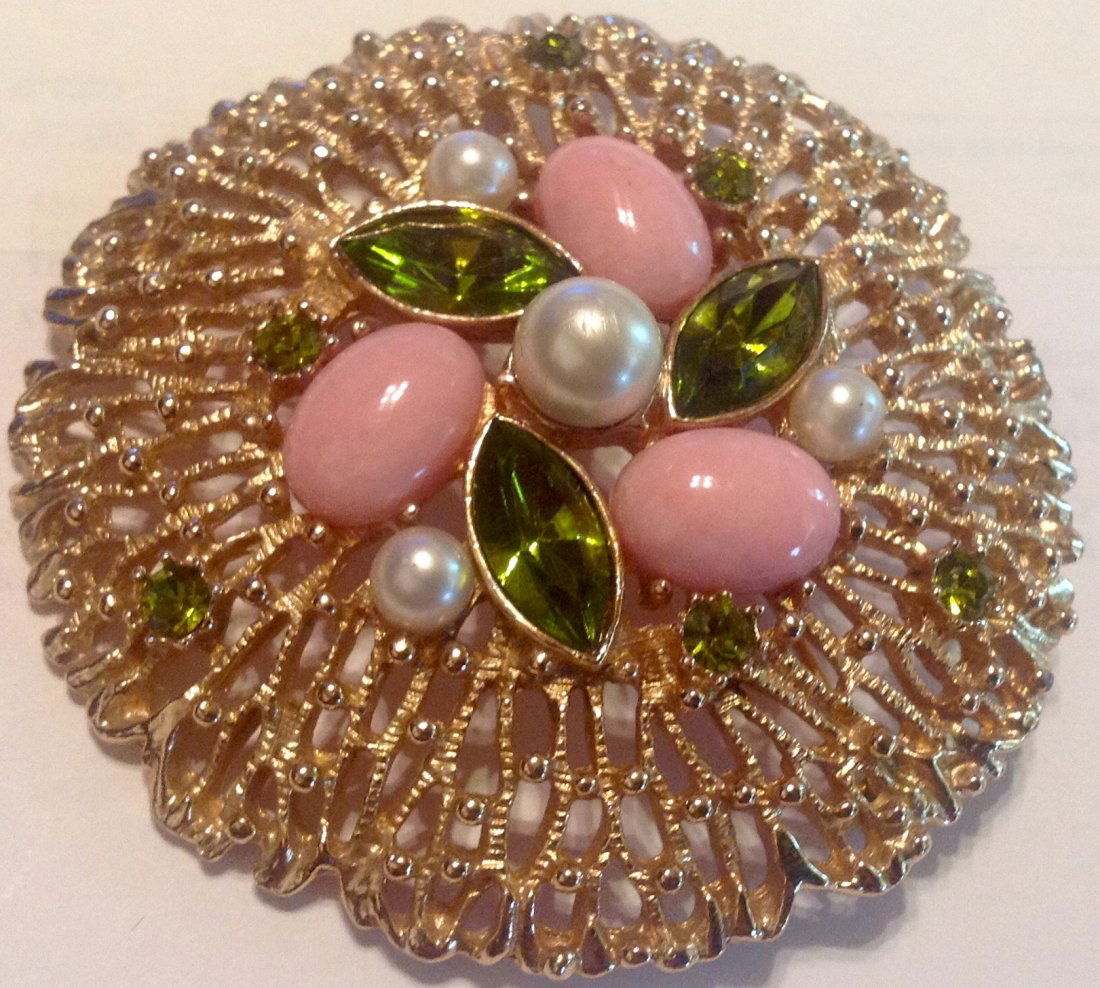 Estate vintage Large Sarah Coventry brooch (1 of 4)