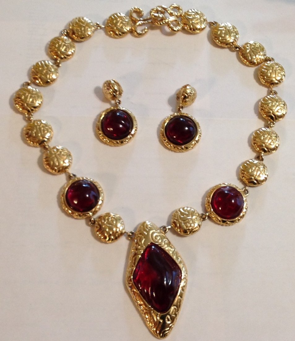 estate vintage Designer assorted jewelry (1 of 4)