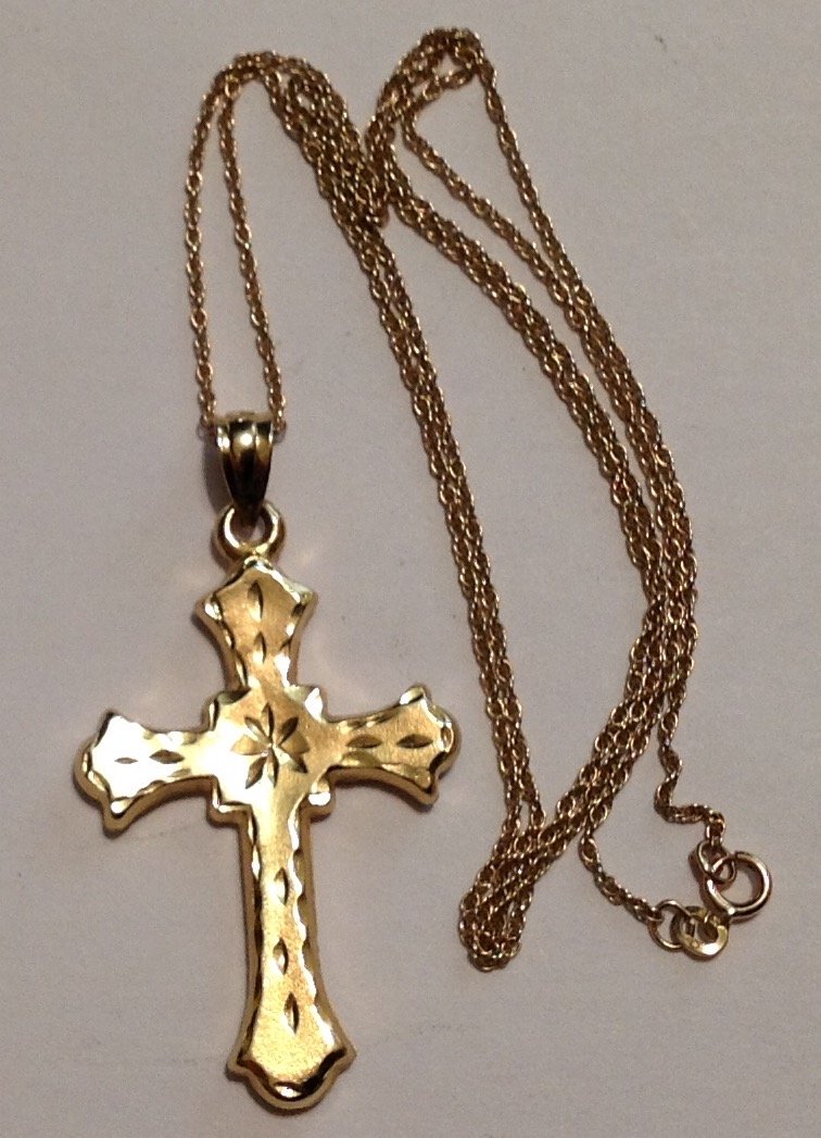 Estate vintage 14k gold etched cross and chain (1 of 4)