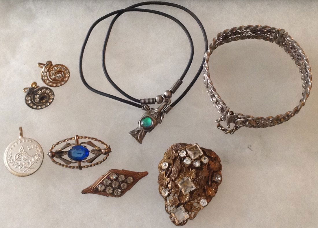 Estate lot of old & Victorian assorted jewelry (1 of 3)