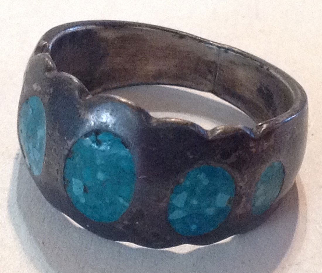 Estate old sterling silver crushed turquoise ring  (R) (1 of 3)