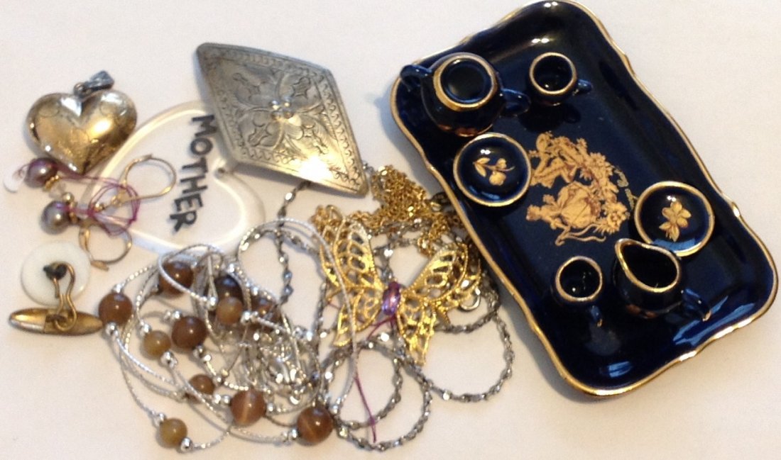 Estate old lot of mini Limoges & assorted items  (R) (1 of 4)