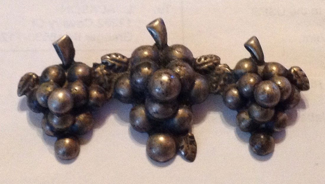 Estate antique sterling silver grape cluster brooch (1 of 3)