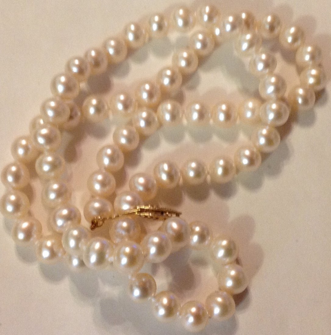 Estate 14k gold white pearl bead necklace (1 of 3)