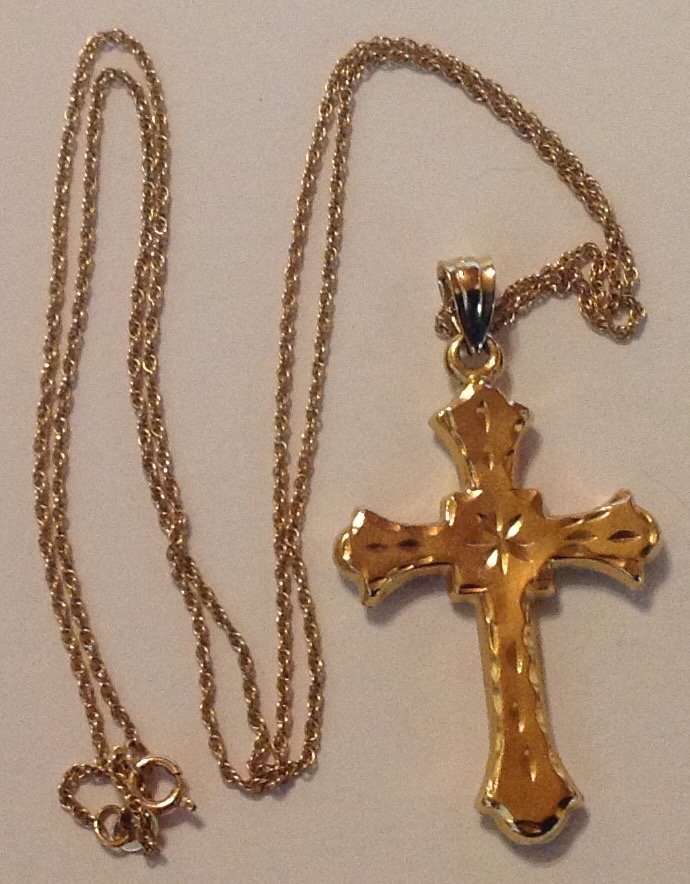 Estate vintage 14k gold crucifix pendant necklace (1 of 3)