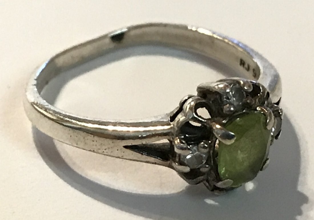 vintage peridot ring