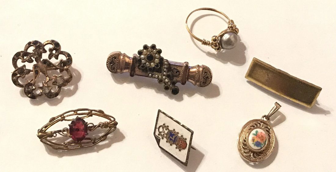 Estate victorian assorted jewelry items (1 of 3)
