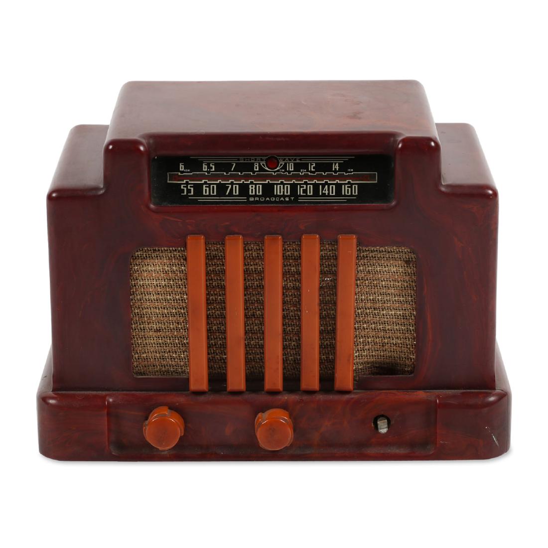 Addison 5A "Courthouse" Catalin Radio