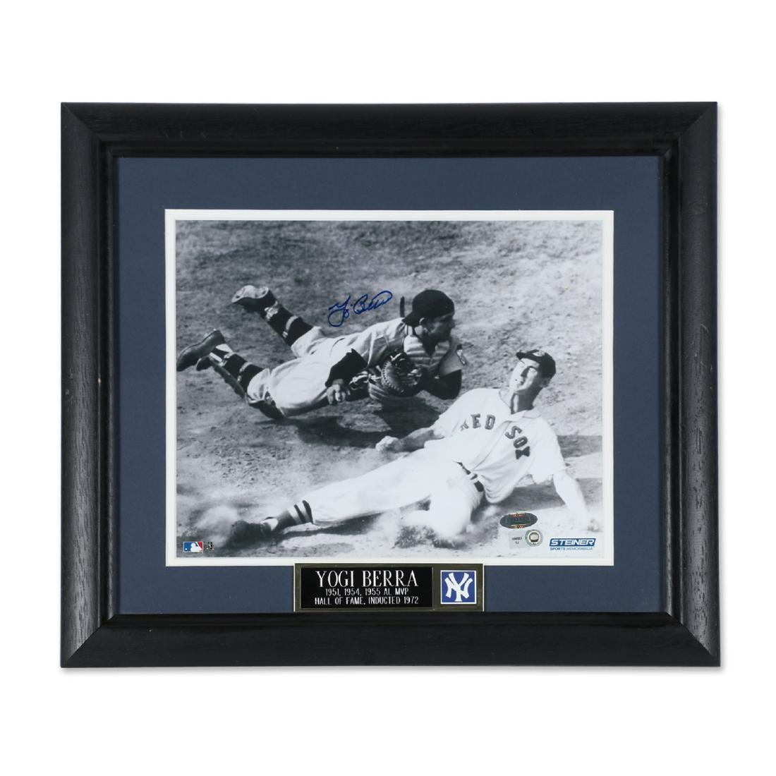 Yogi Berra Signed Yankees Picture (1 of 4)
