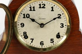 Pequegnat “Eclipse” Shelf Clock