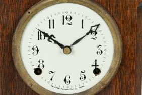 Pequegnat “Lindsay” Shelf Clock