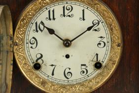Pequegnat “Galt” Shelf Clock