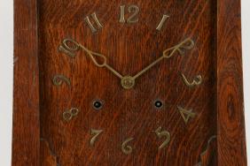 Pequegnat “Quebec” Shelf Clock