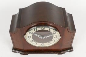 Pequegnat “Chester” Shelf Clock
