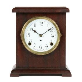 Pequegnat “Elite” Shelf Clock