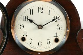 Pequegnat “London B” Shelf Clock