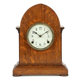 Pequegnat “Picton” Shelf Clock