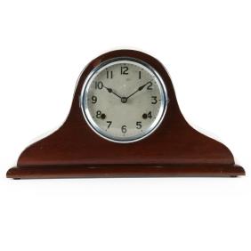 Pequegnat “Beauty” Shelf Clock