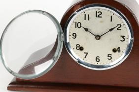 Pequegnat “Beauty” Shelf Clock