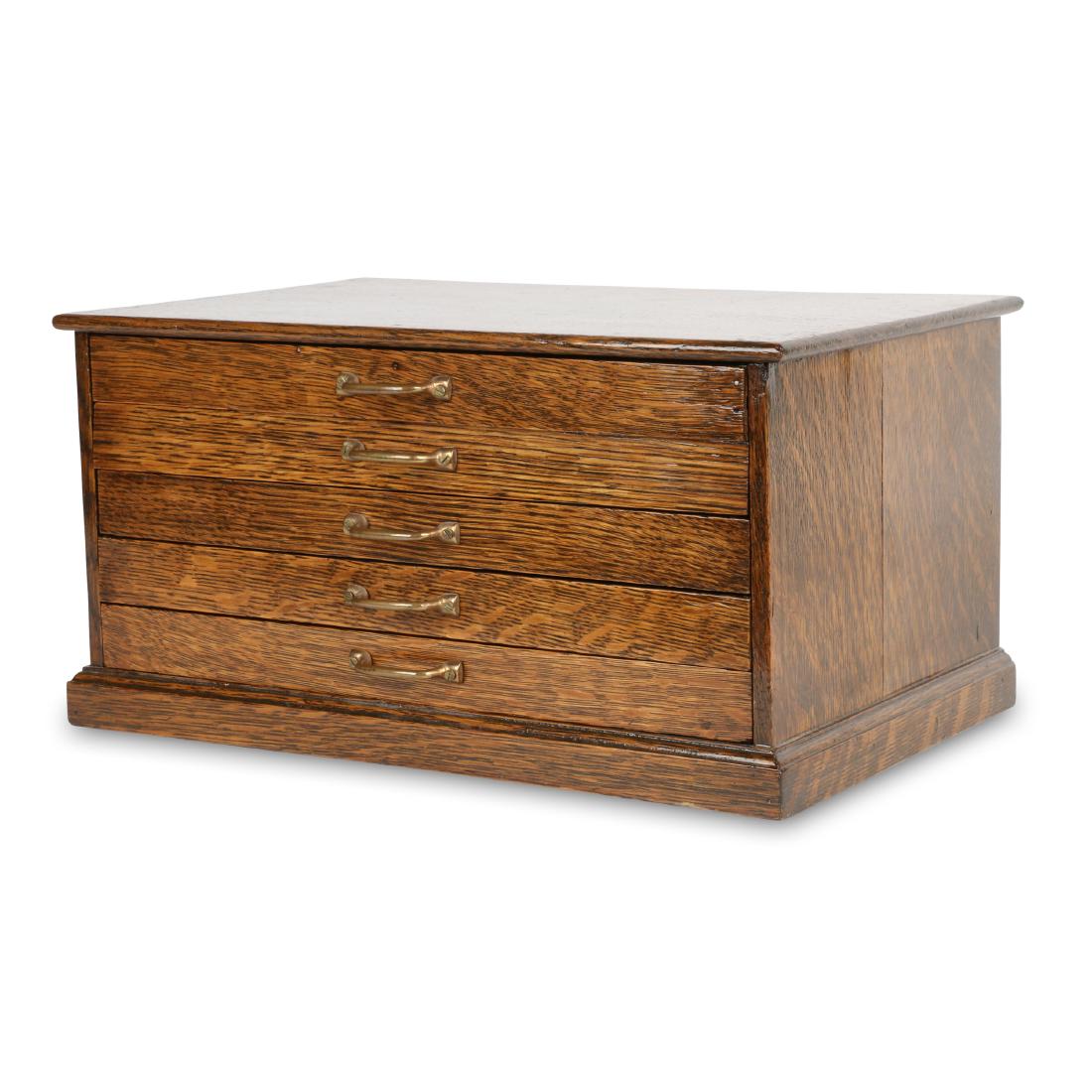 Quarter Sawn Oak Storage Case (1 of 14)