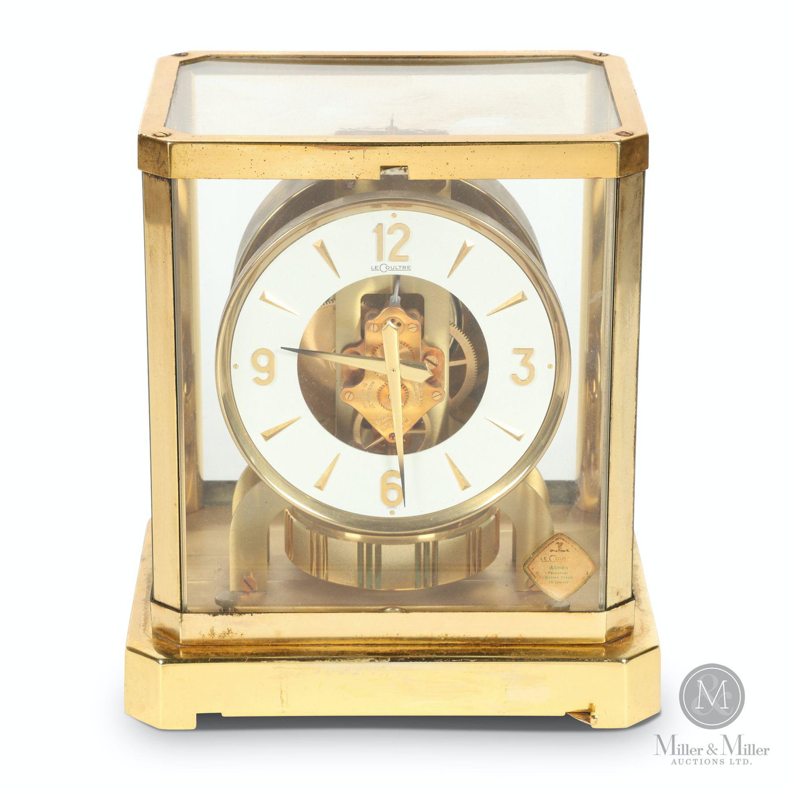 Jaeger-LeCoultre Atmos Shelf Clock: Swiss. 1940s. Powered by changes in temperature and atmospheric pressure. Complete with original booklet. 8.5 x 6.5 x 9.5" (h). Bruce Walsh collection. CODE-CLO