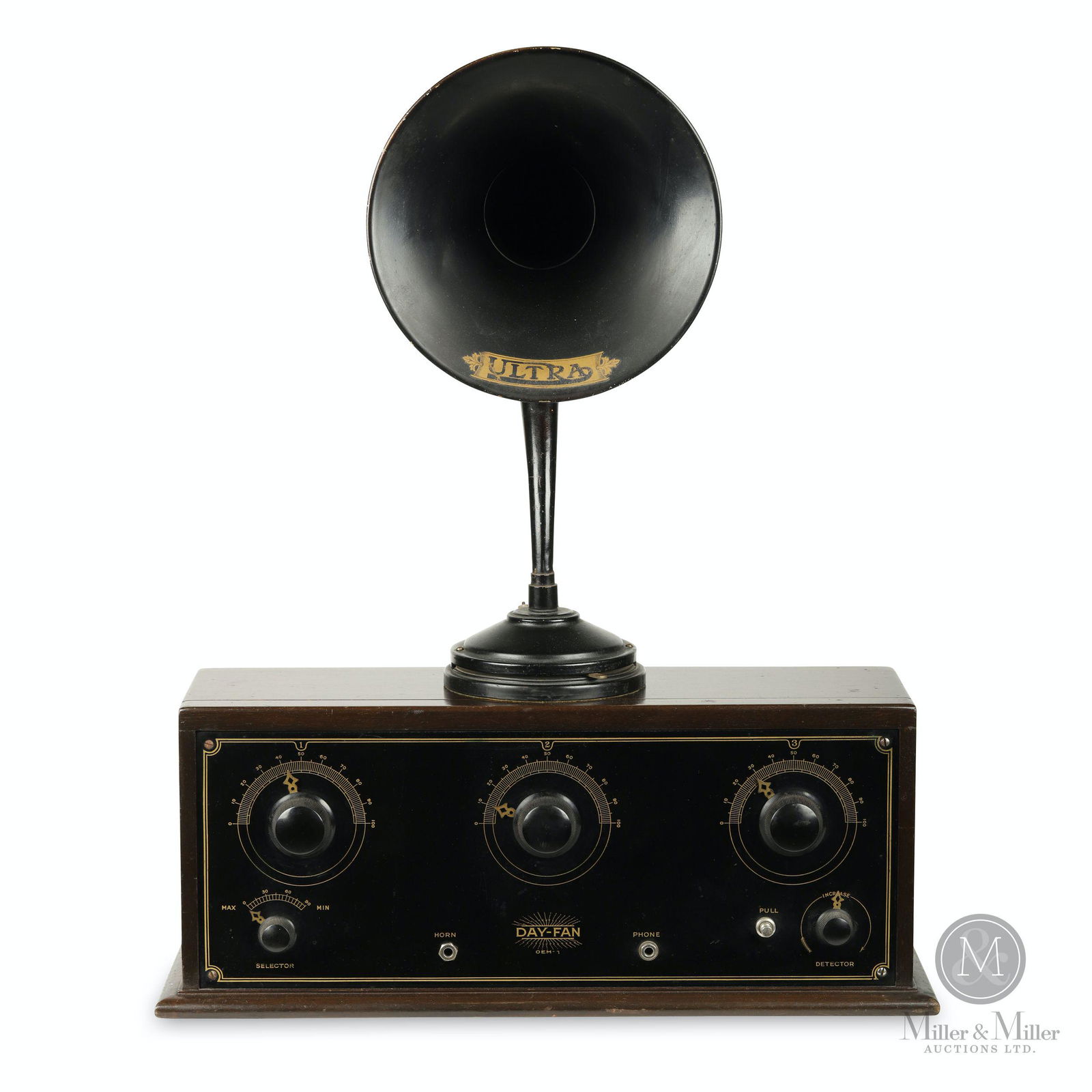 Day-Fan OEM-1 Table Cabinet Radio & Speaker Set (1 of 9)