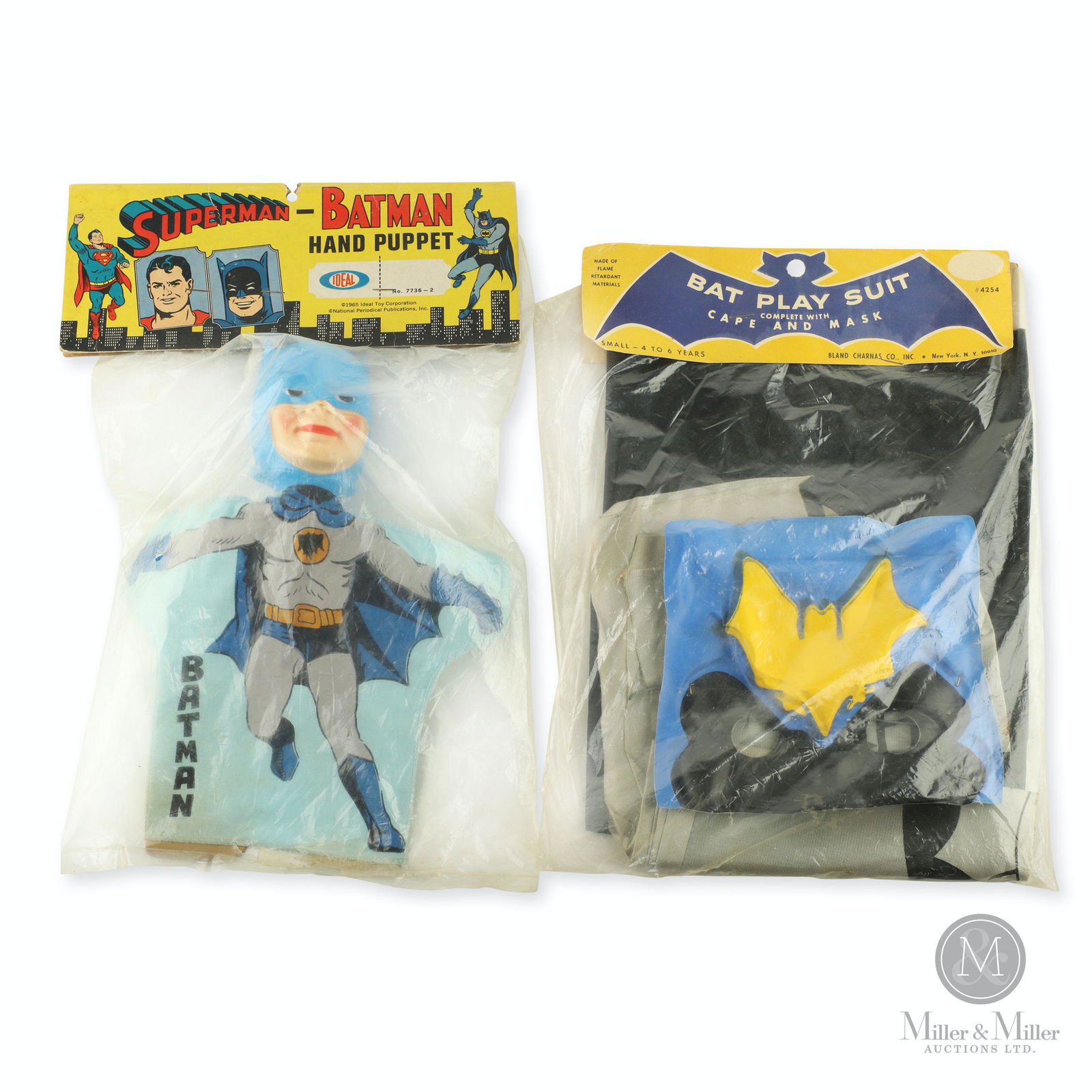 Ideal, Batman Hand Puppet & Child's Costume (1 of 7)
