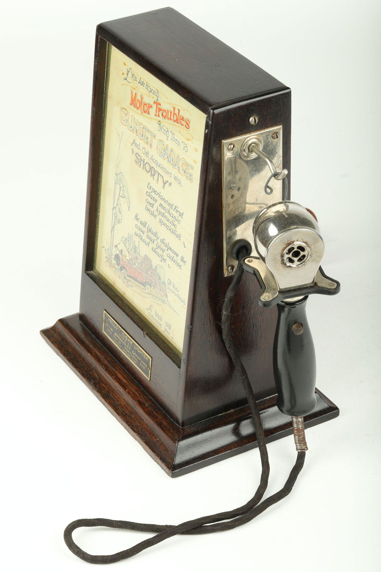 G.W. Specialty Co. "Hello" Countertop Cigar Lighter
