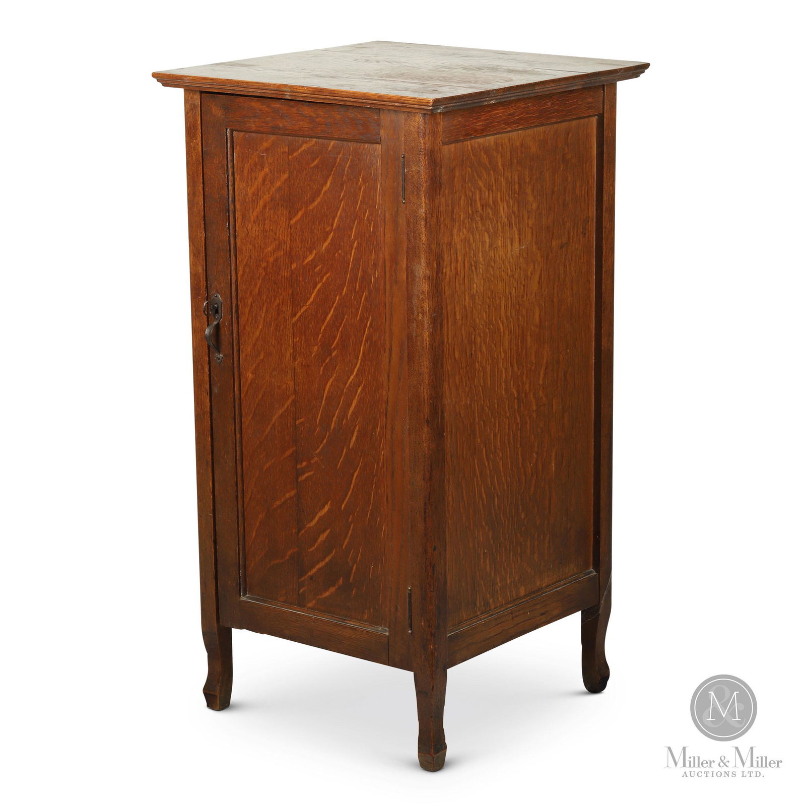 Phonograph Record Cabinet (1 of 5)