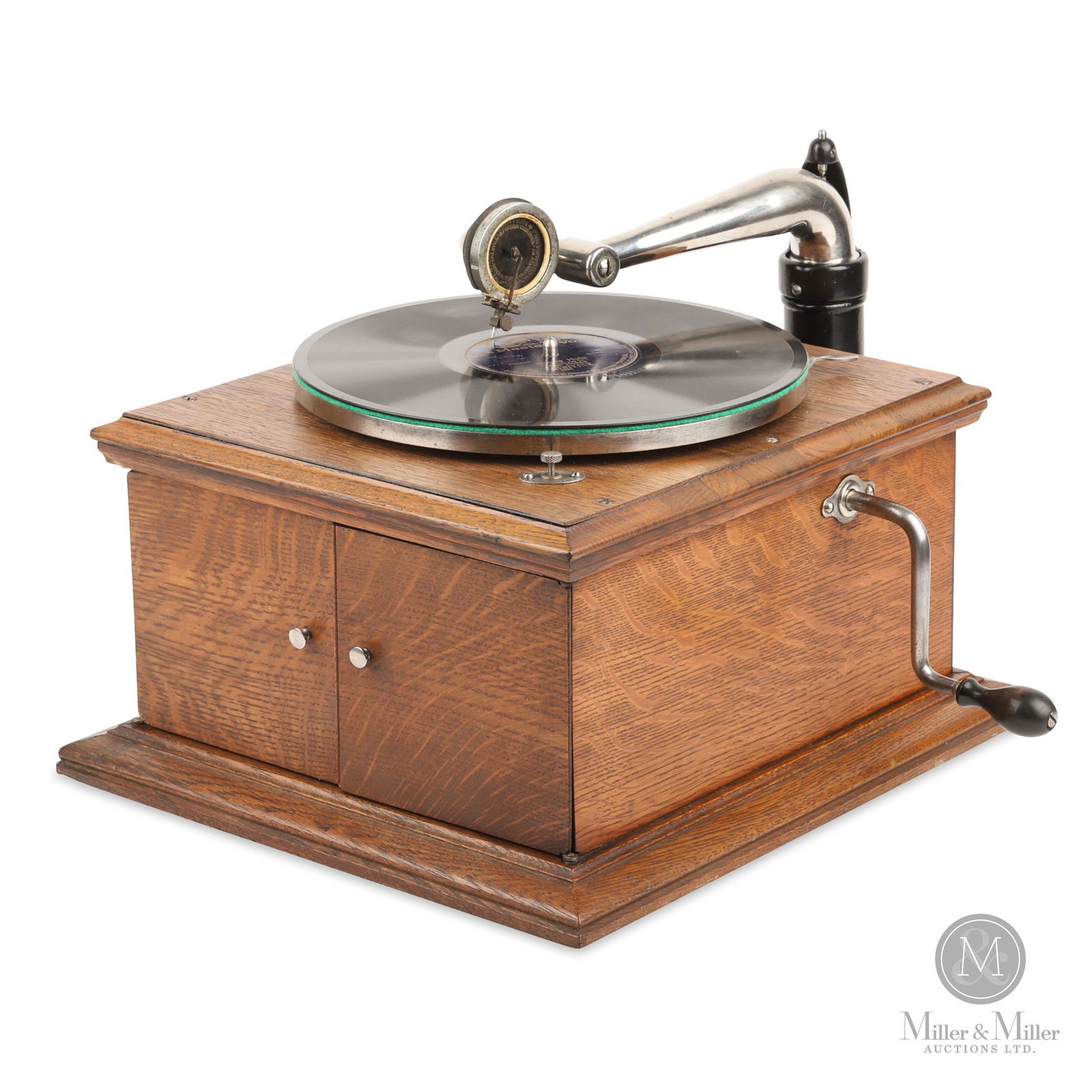 Victor VV-IV Disc Phonograph (1 of 8)