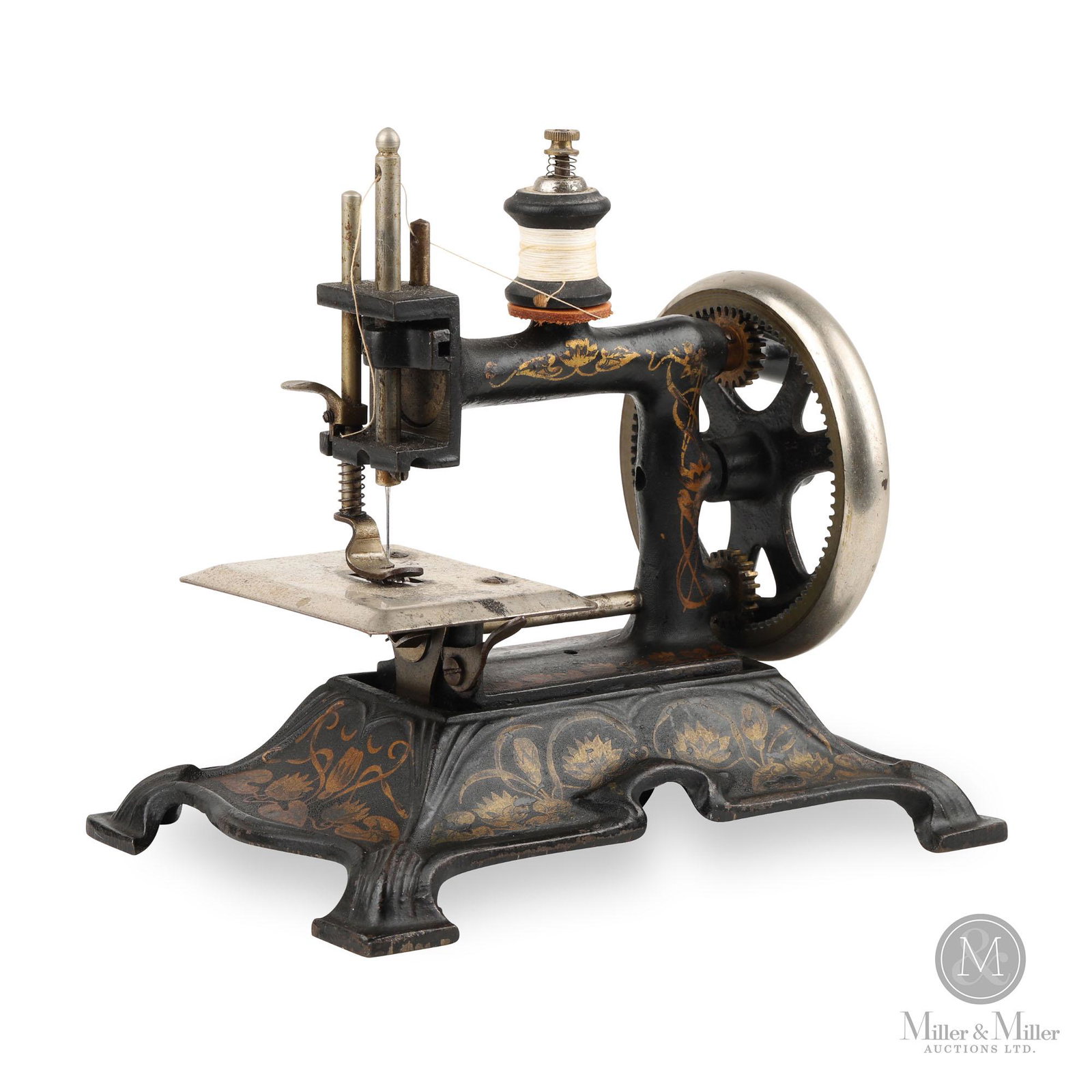 MÃ¼ller Model 15 Toy Sewing Machine: German. 1920s. This toy sewing machine was manufactured by F.W. MÃ¼ller, Germany between 1914-1926 (pre WWII). Marketed primarily for children's use, this machine was also used by women for everyday