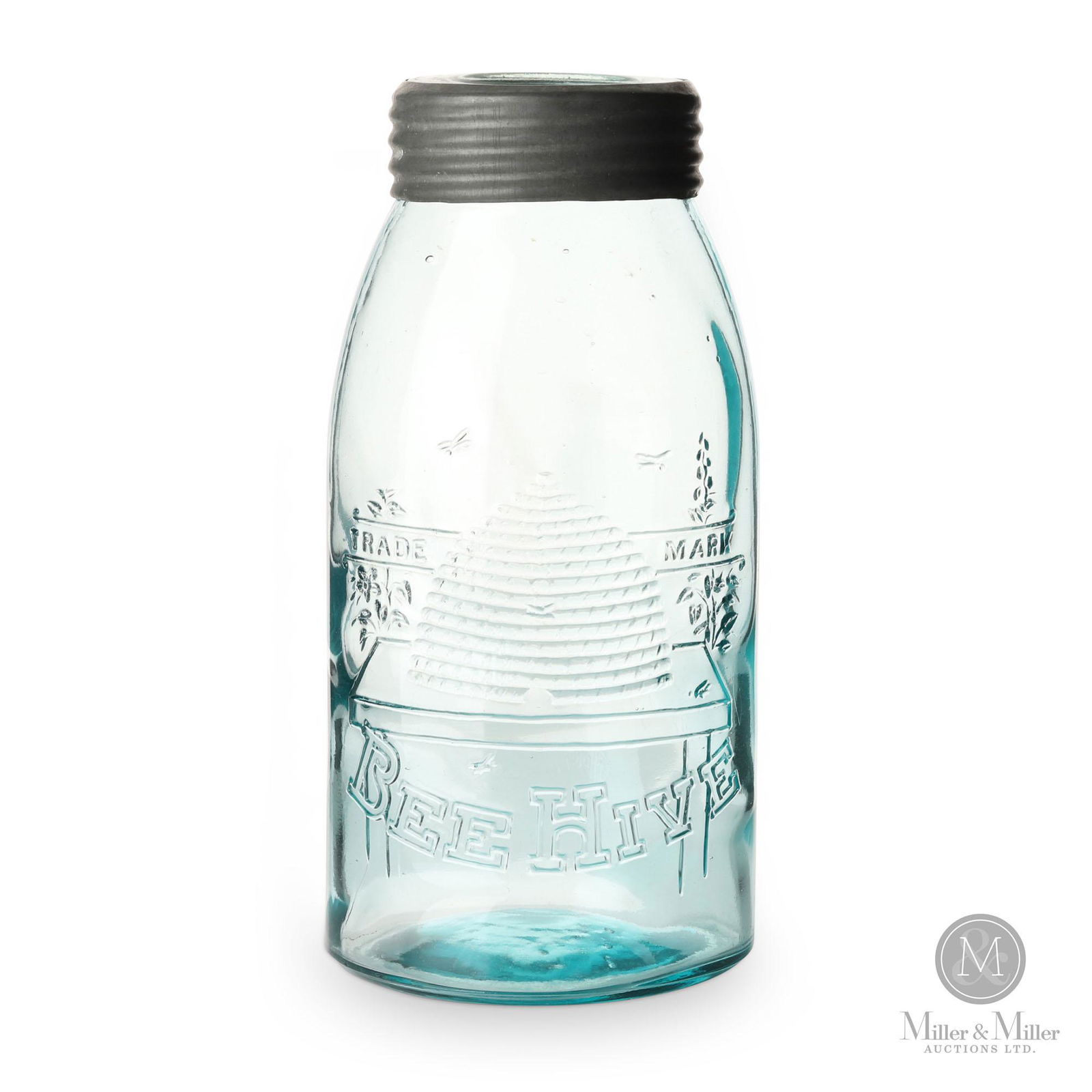 Beehive Half Gallon Fruit Jar (1 of 9)