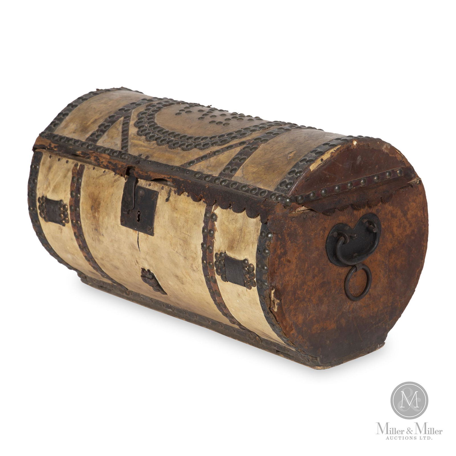 Voyageur's Chest / Coffre-Bahut (1 of 10)