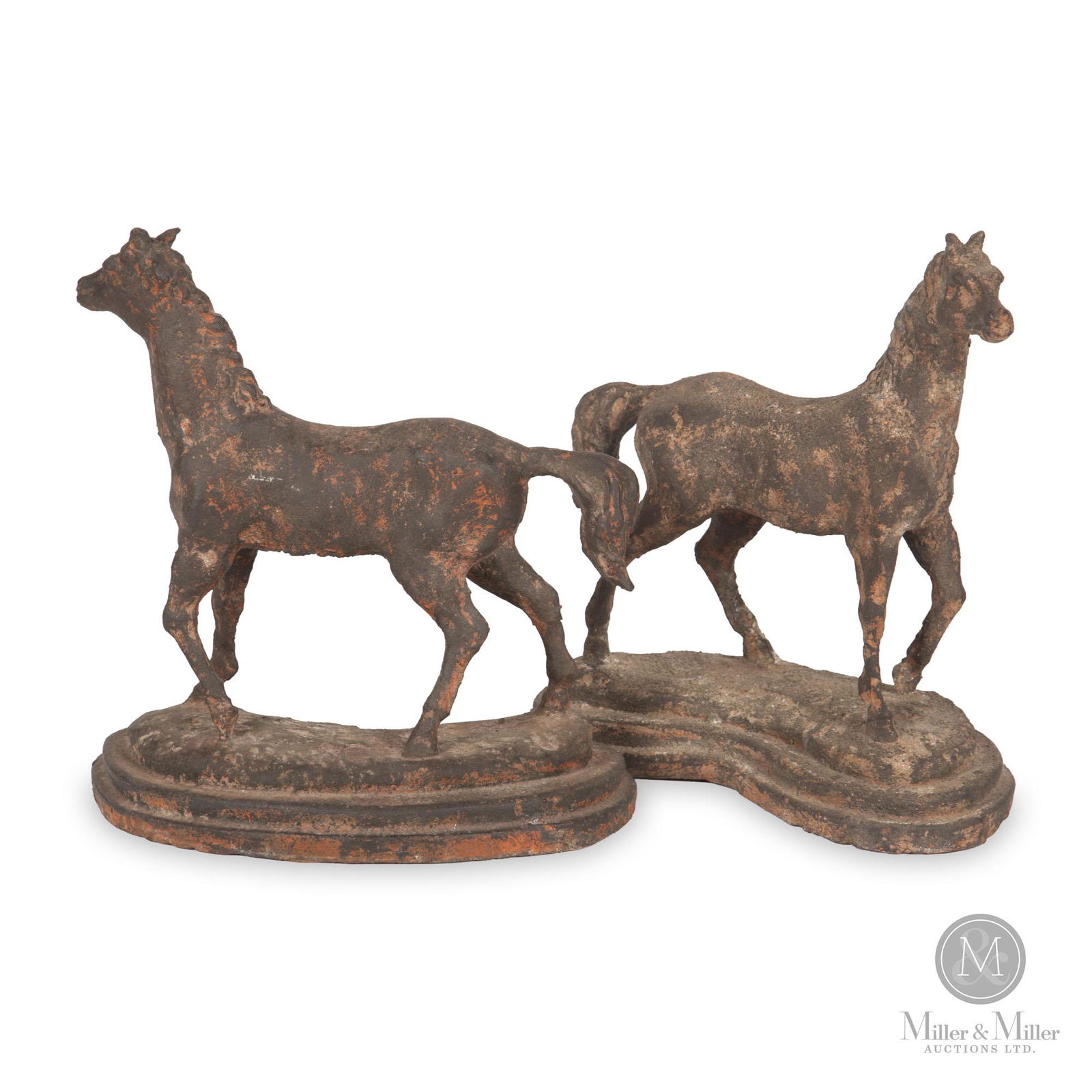 Pair of Cast Iron Horses / Chevaux en Fonte (1 of 5)