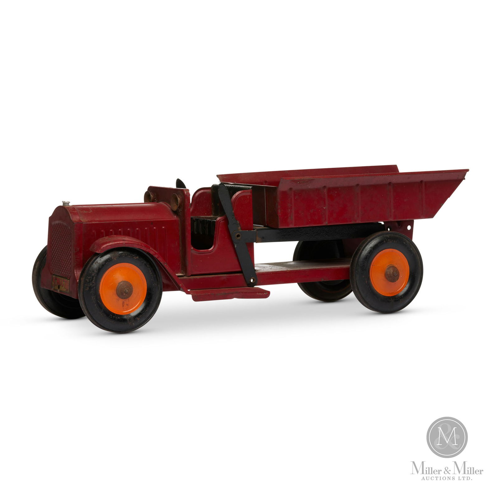 Structo Dump Truck (1 of 13)