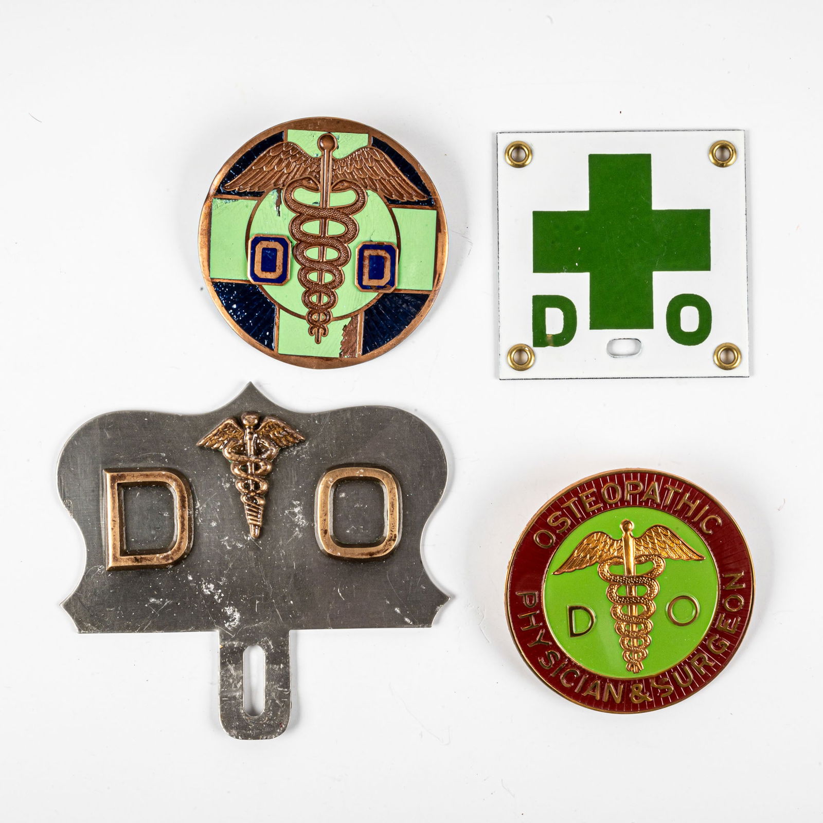 Osteopath & Optometrist Automobile Badges (1 of 8)