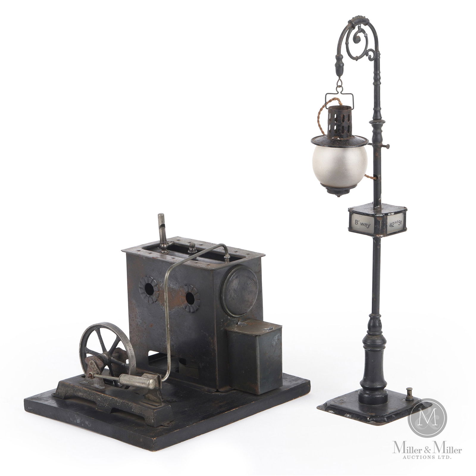 Model Bing Street Lamp with Horizontal Single Cylinder Live Steam Engine & Boiler (1 of 10)