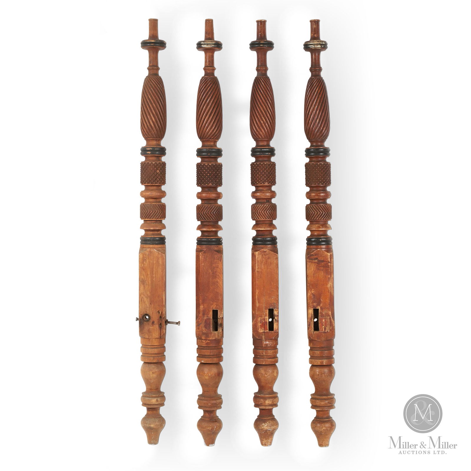 4 Poster With Chevrons and Pineapple Motifs (1 of 7)