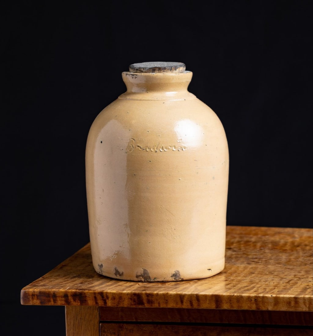 Bradwin, Wingham Pottery Tomato Jar - 2